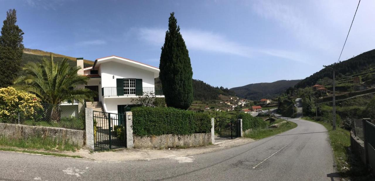 Villa Casa Largo Da Igreja à Teixeira Extérieur photo